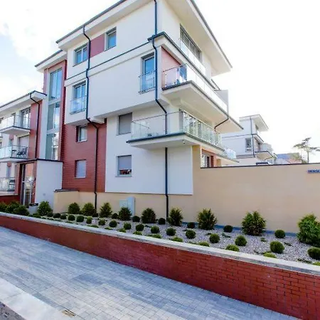 Klifowa 11 Реваль